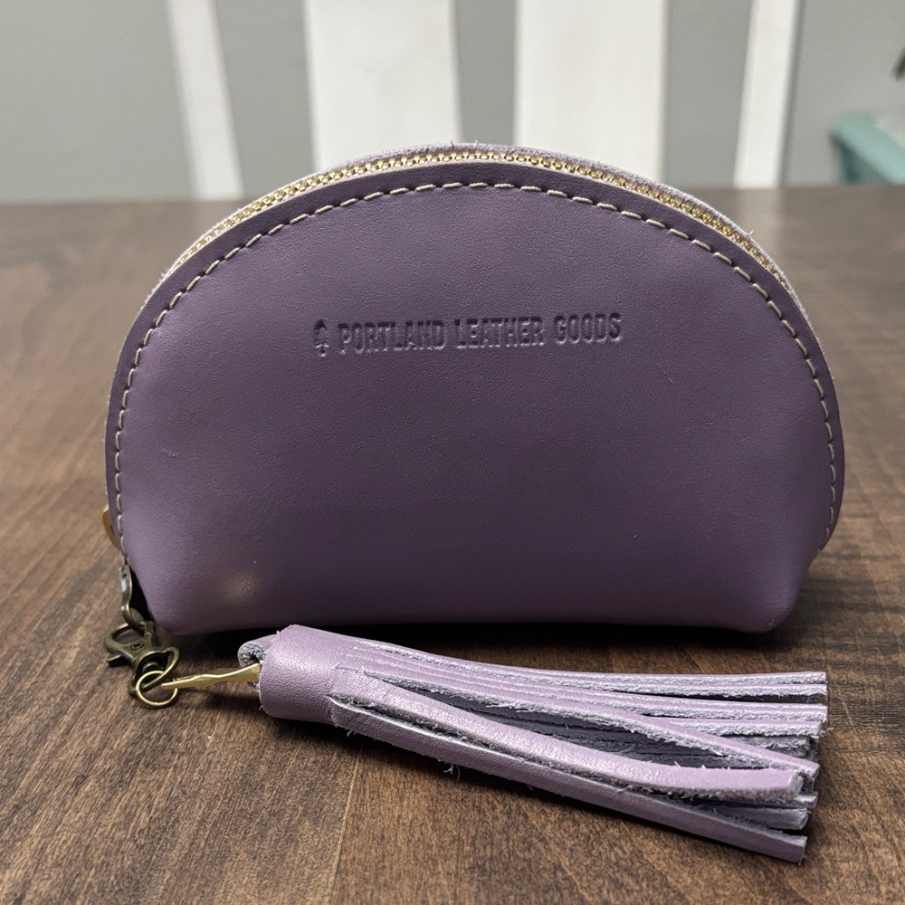 Portland Leather Lavender Taco pouch.